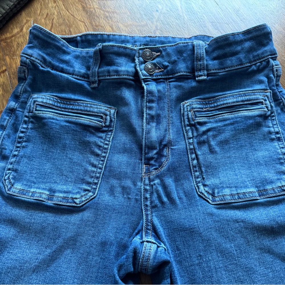 American Eagle trouser/flare jean size 8